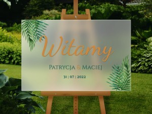 Satynowa tablica na wesele "Witamy" Zielone gałązki